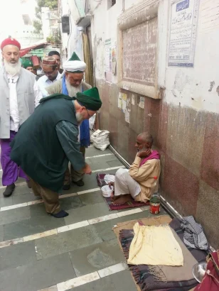 Scheich Muhammad - Almosen