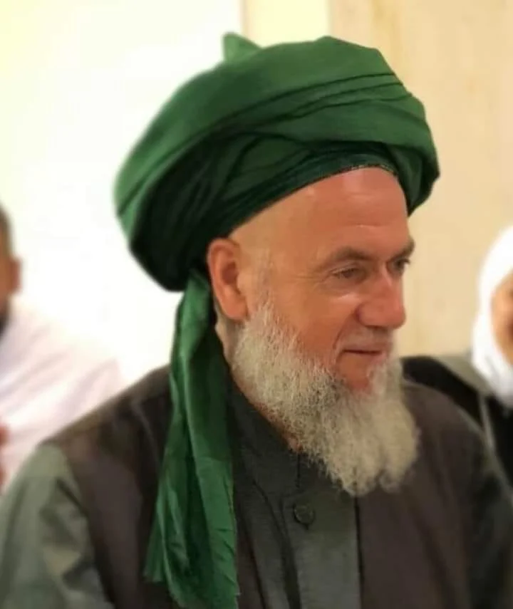Shaykh Muḥammad smiling